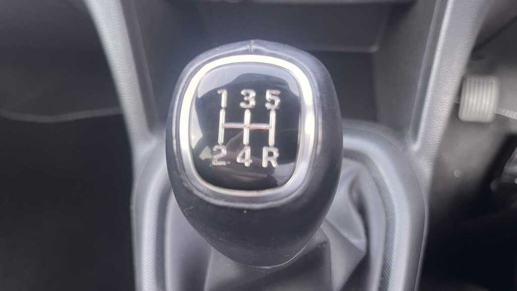Hyundai I10 1.0 Premium Hatchback Euro 6 67 Silver #16