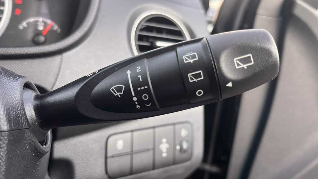 Hyundai I10 1.0 Premium Hatchback Euro 6 67 Silver #14