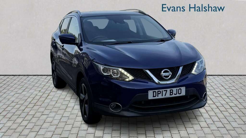 Nissan Qashqai 1.2 Dig-t N-connecta Euro 6 Ss Red #1
