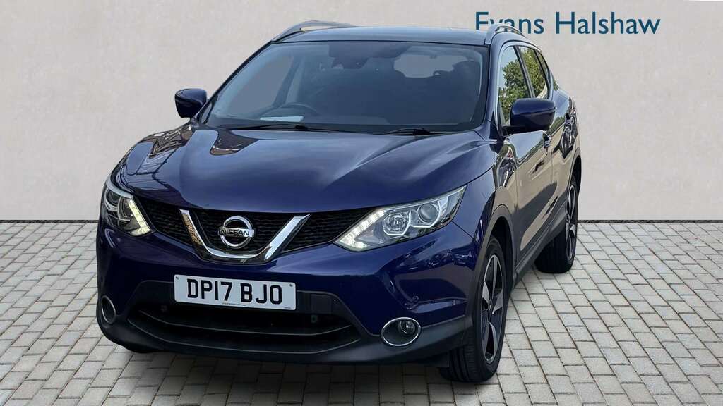 Nissan Qashqai 1.2 Dig-t N-connecta Euro 6 Ss Red #2