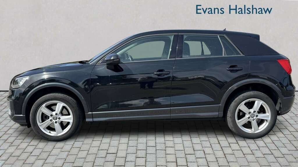 Audi Q2 1.0 Tfsi Sport 2018 Black #4