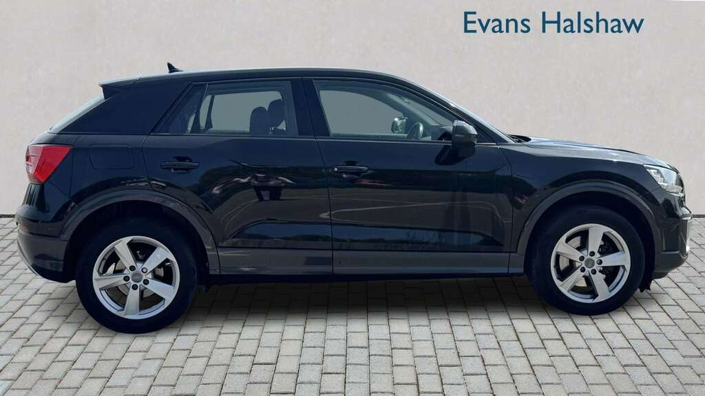 Audi Q2 1.0 Tfsi Sport 2018 Black #3