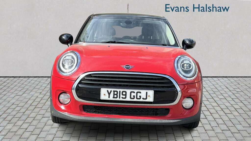 Mini Hatch 1.5 Cooper Classic II 2019 YB19GGJ Red #4