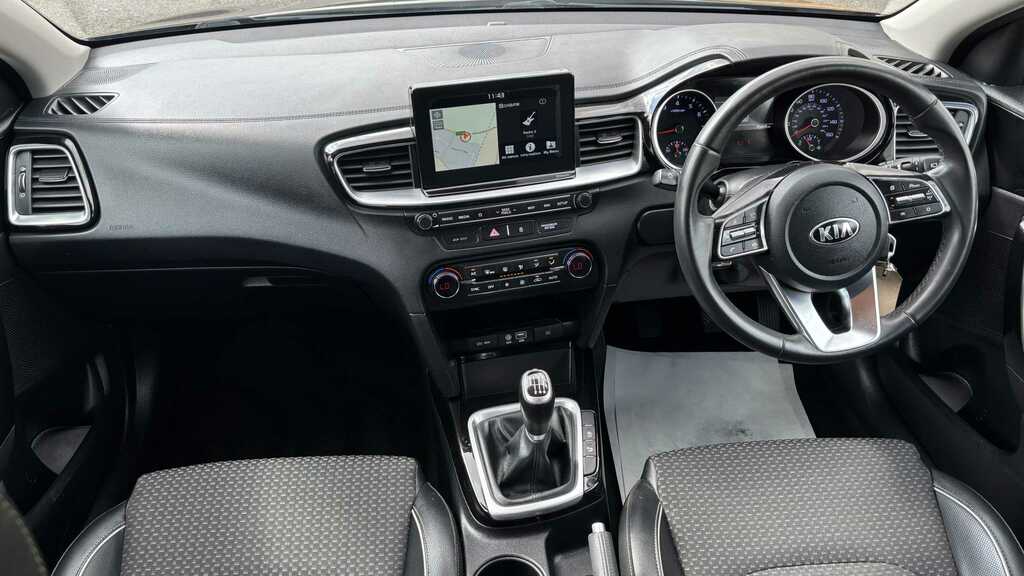 Kia Ceed 2018 1.4 T-gdi 3 Sportswagon Eur White #8