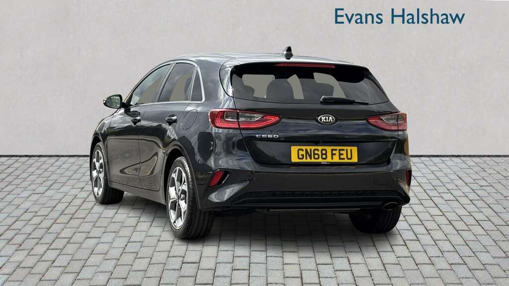 Kia Ceed 1.4T Gdi Isg 3 2018 Black #2