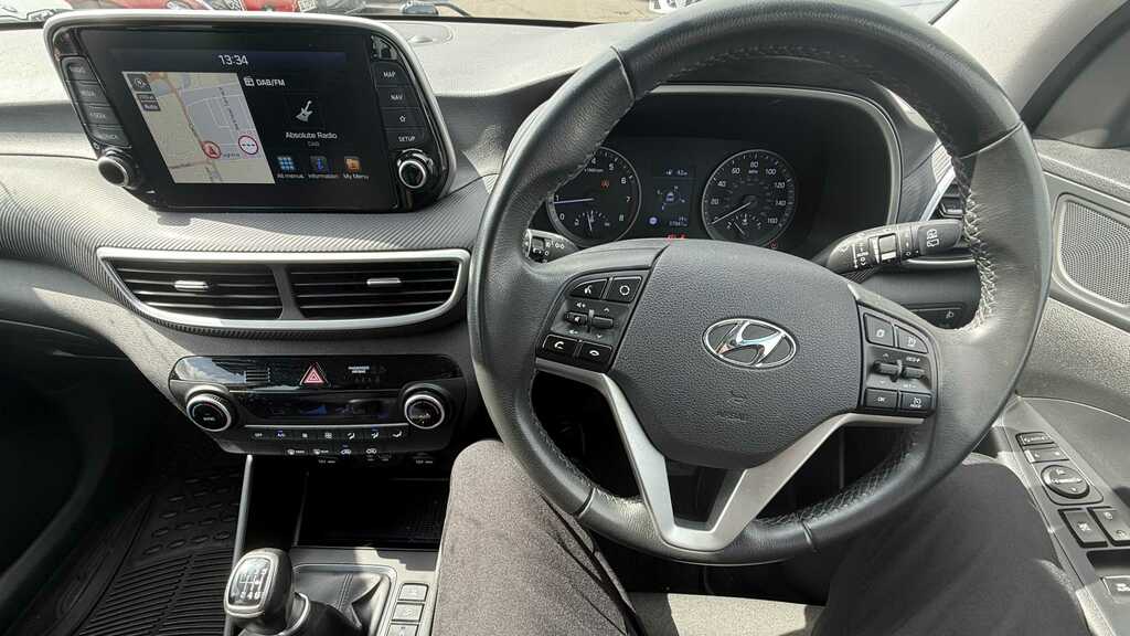 Hyundai Tucson 1.6 T-gdi Sport Edition Euro 6 Red #12