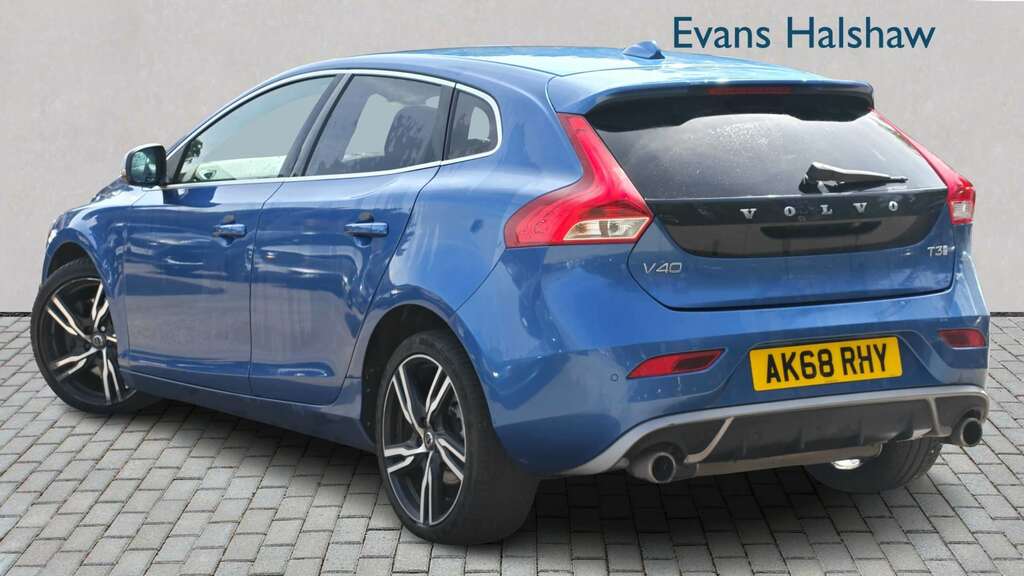 Volvo V40 T3 Inscription Sunroof, Adaptive Cruise, B Blue #2