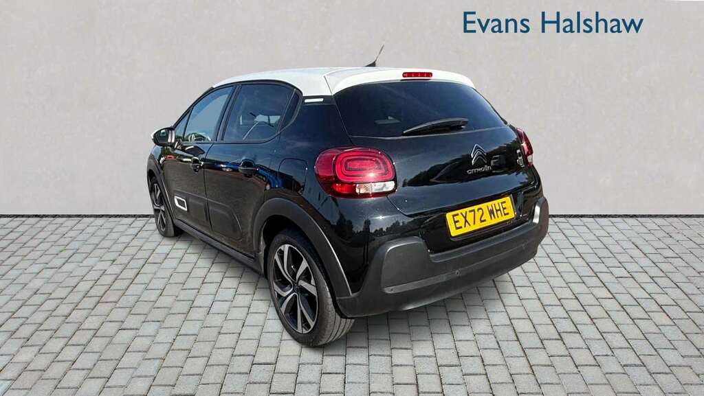 Citroen C3 1.2 Puretech 110 Shine Plus Eat6 2022 Black #2