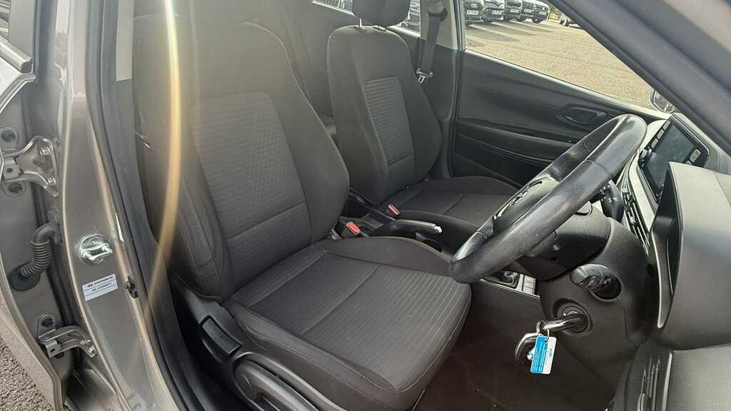 Hyundai I20 1.0 T-gdi Mhev Premium Hatchback Hybrid Grey #13