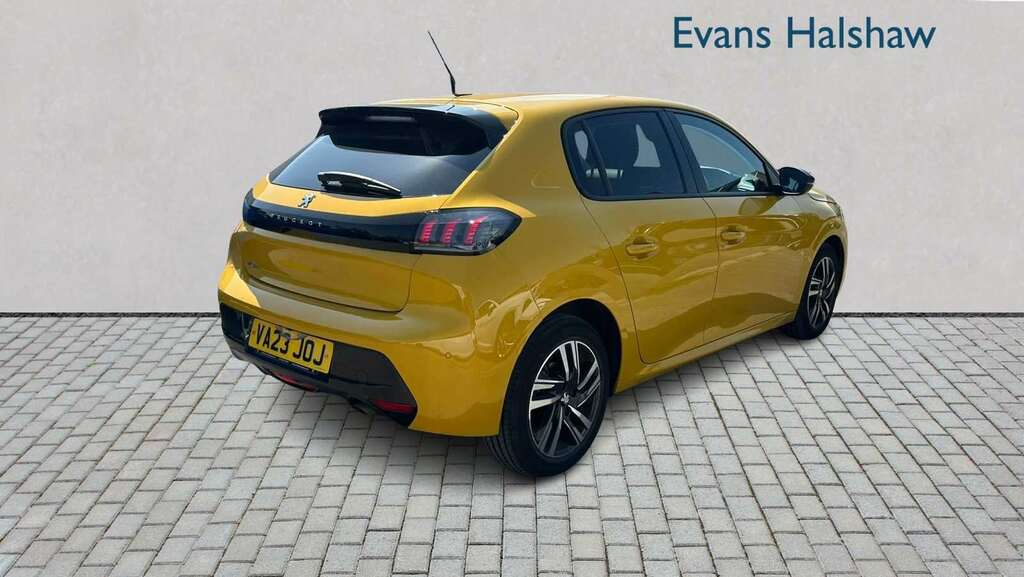 Peugeot 208 1.2 Puretech Allure Premium Eat Euro 6 Ss  #4