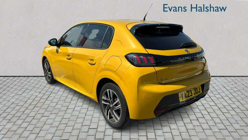 Peugeot 208 1.2 Puretech Allure Premium Eat Euro 6 Ss  #3