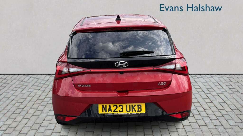 Hyundai I20 1.0T Gdi 48V Mhd Premium 2023 Red #5