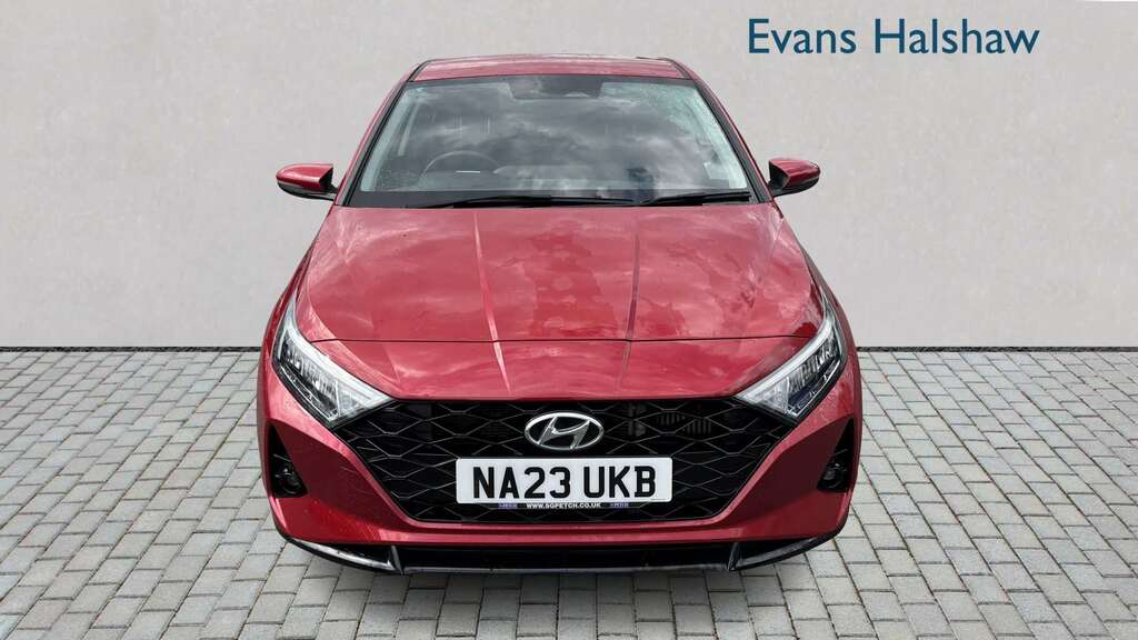 Hyundai I20 1.0T Gdi 48V Mhd Premium 2023 Red #4