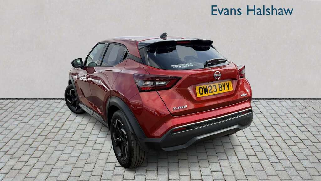 Nissan Juke 1.6 Hybrid N-connecta 2023 Red #5
