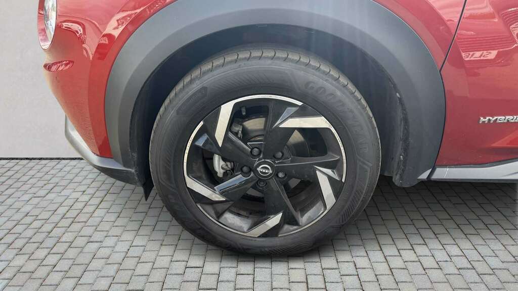Nissan Juke 1.6 Hybrid N-connecta 2023 Red #6