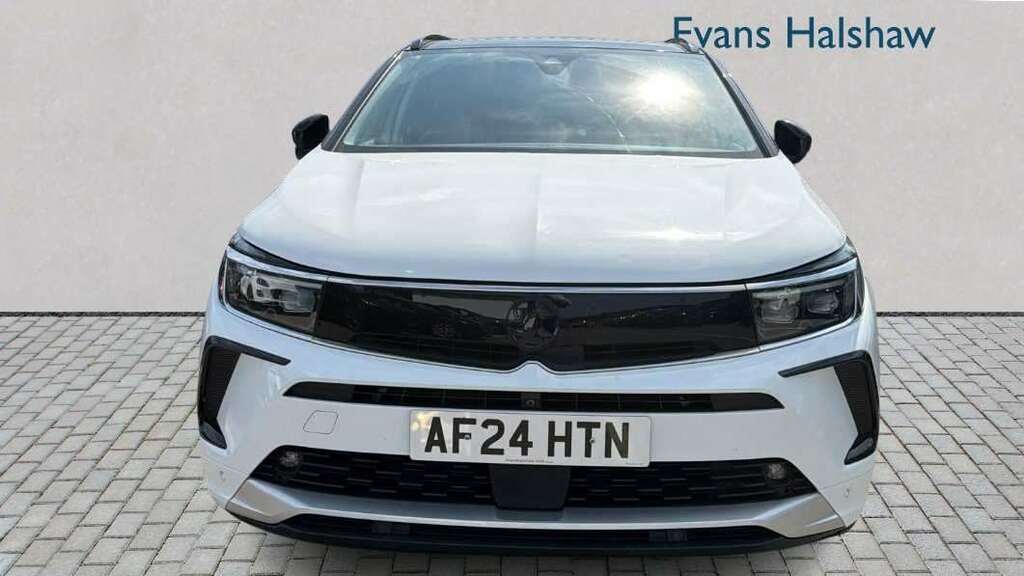 Vauxhall Grandland 1.2 Turbo Ultimate 2024 White #2
