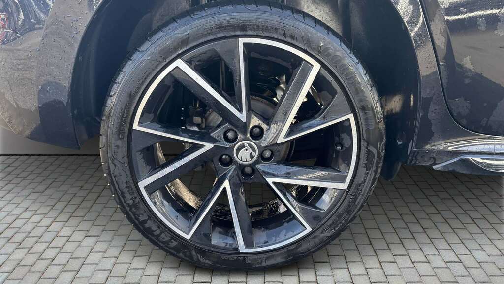 Skoda Kamiq 1.5 Tsi Monte Carlo 2023 Black #6