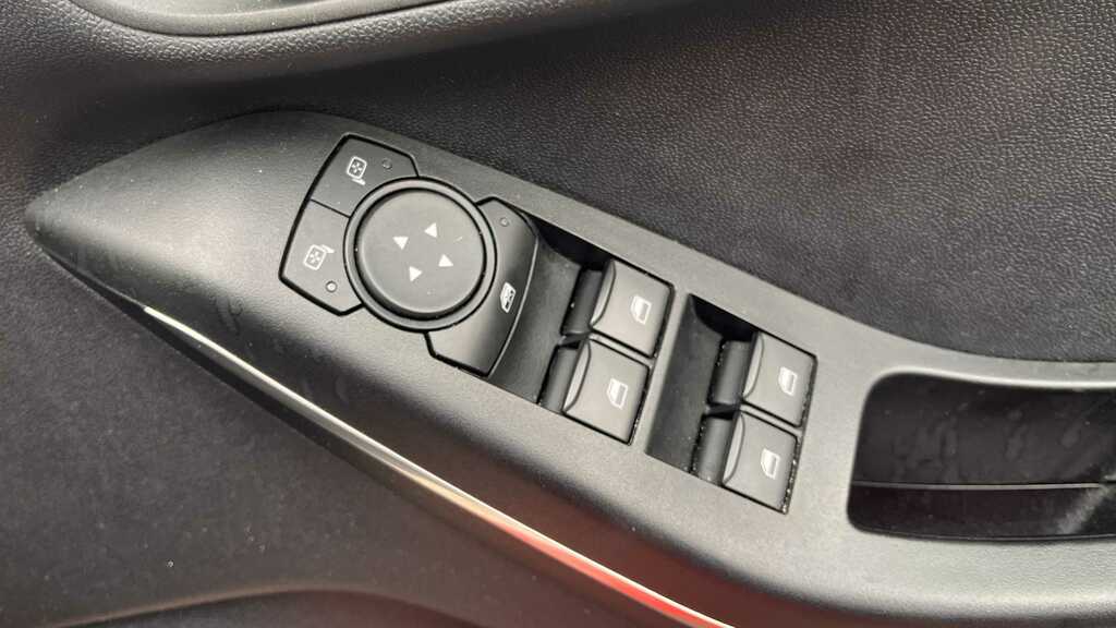 Ford Fiesta Active 1.0L Ecoboost 100Ps Fwd 6-Speed Manu Blue #10