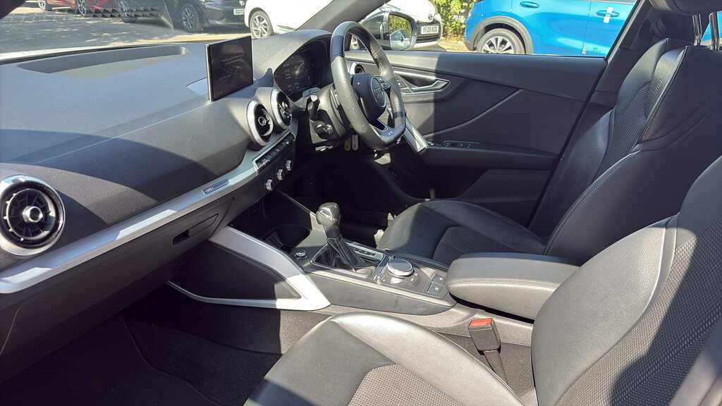 Audi Q2 2.0 Tdi 30 Sport S Tronic Euro 6 Ss Estate White #13