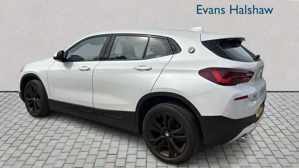BMW X2 Sdrive 18D Sport Step 2023 White #3
