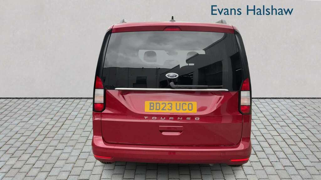 Ford Tourneo Connect 2.0 Ecoblue Titanium 7 Seat 2023 Red #5