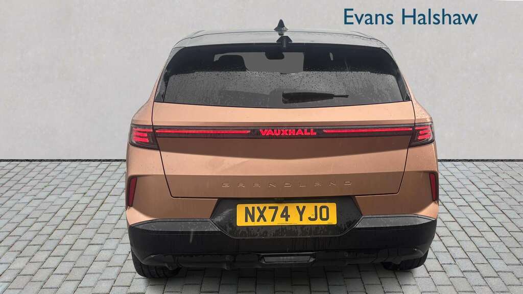 Vauxhall Grandland 157Kw Ultimate 73Kwh Panoramic Roof 202 #5