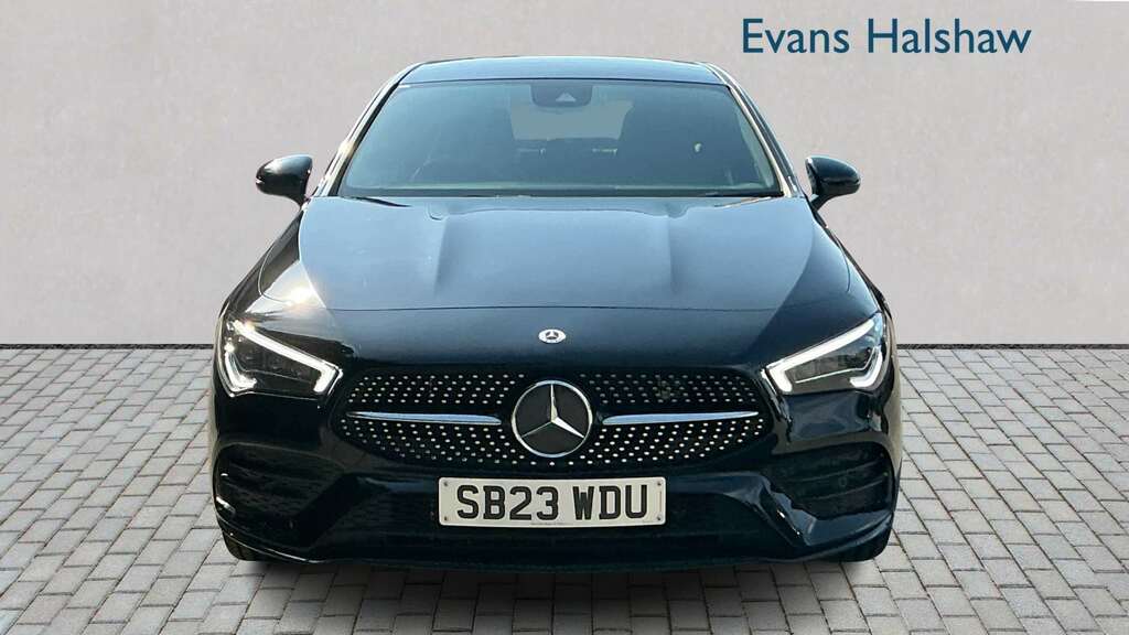 Mercedes-Benz CLA Class 250E Amg Line Premium Night Ed Tip 2023 Black #4