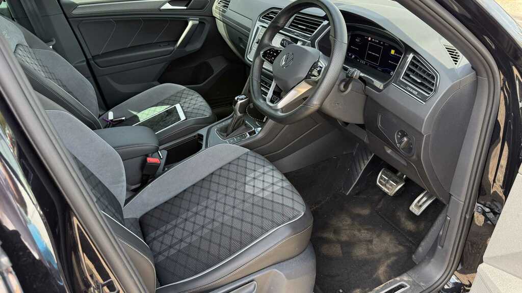 Volkswagen Tiguan 1.5 Tsi 150 R-line Edition Dsg Black #8