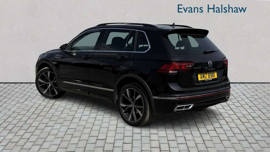Volkswagen Tiguan 1.5 Tsi 150 R-line Edition Dsg Black #2