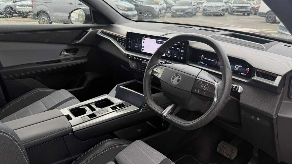Vauxhall Grandland 157Kw Ultimate 73Kwh Panoramic Roof 202 #4