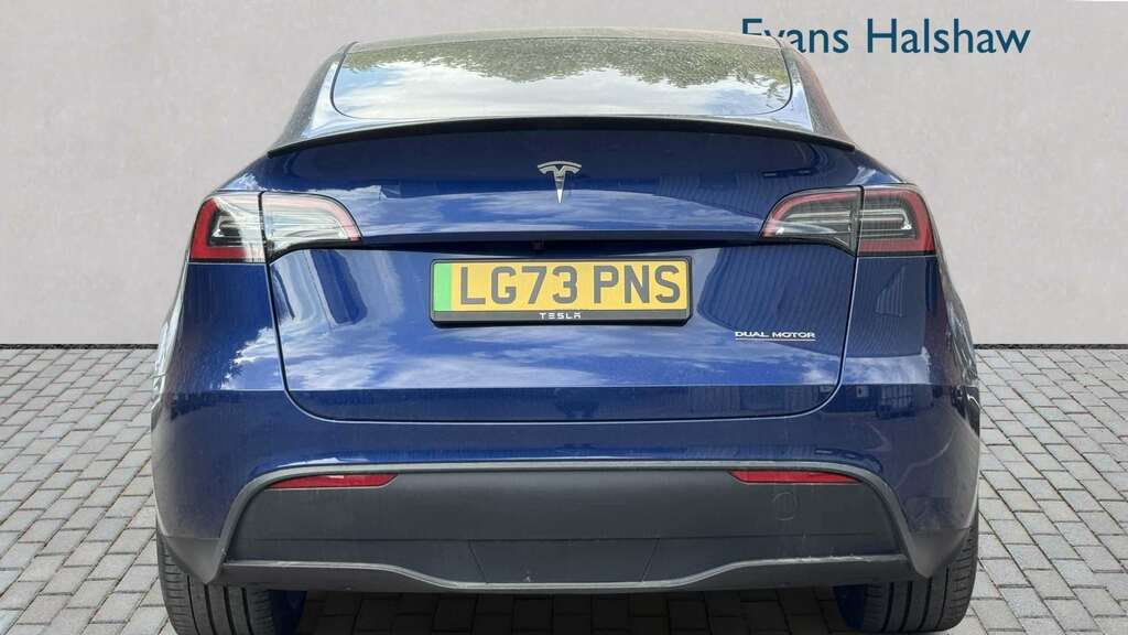 Tesla Model Y Performance Awd 2024 LG73PNS Blue #5