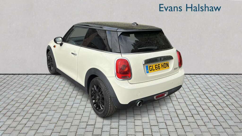 Mini Hatch 1.5 Cooper 2016 GL66HDN White #3