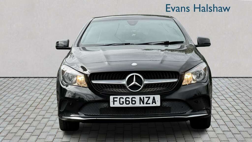 Mercedes-Benz CLA Class 200D Sport Tip 2016 Black #4