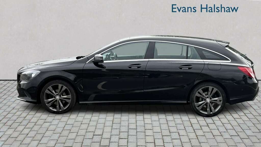 Mercedes-Benz CLA Class 200D Sport Tip 2016 Black #3