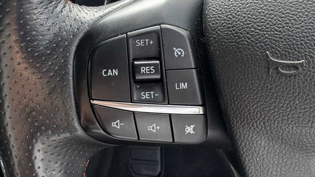 Ford Focus 1.0T Ecoboost Zetec Estate Euro 6 White #21