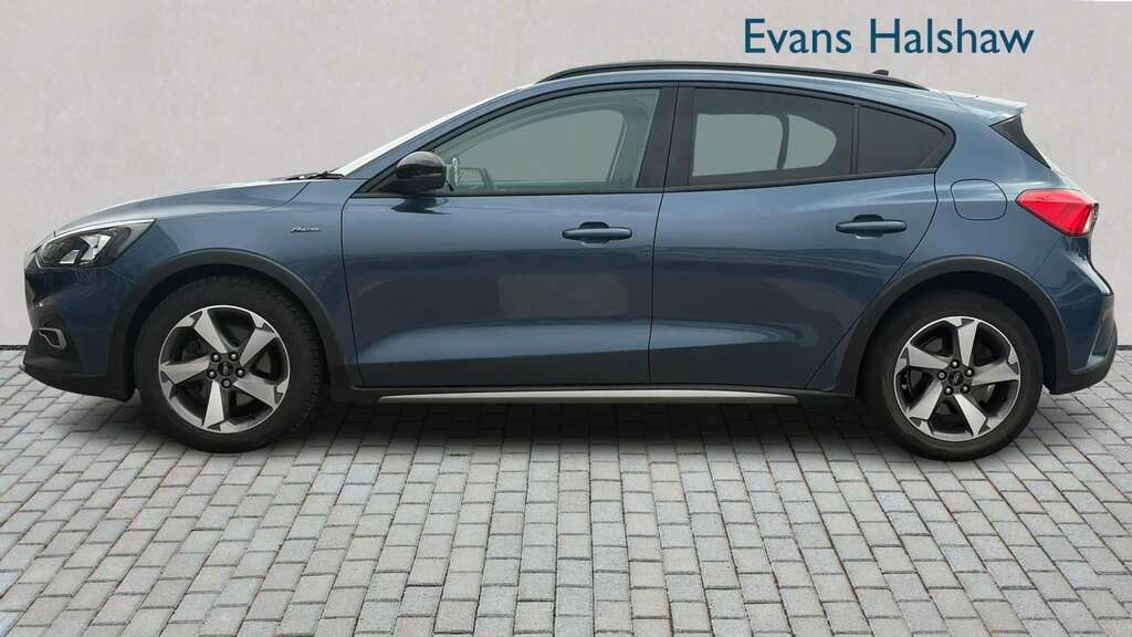 Ford Focus 1.0T Ecoboost Zetec Estate Euro Red #3