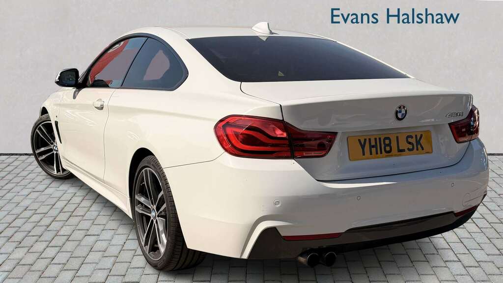 BMW 4 Series 420I M Sport Professional Media 2018 White #2
