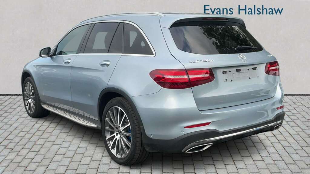 Mercedes-Benz GLC Class 250D 4Matic Amg Line Prem Plus 9G-tronic 2017 Silver #2