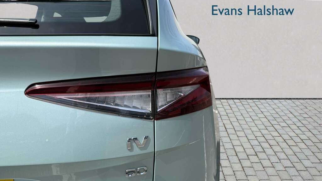 Skoda ENYAQ 132Kw 60 Ecosuite 62Kwh 120Kw Black #9