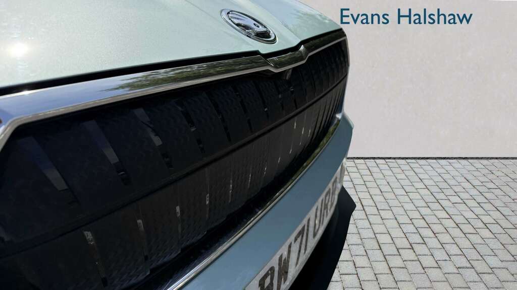 Skoda ENYAQ 132Kw 60 Ecosuite 62Kwh 120Kw Black #7