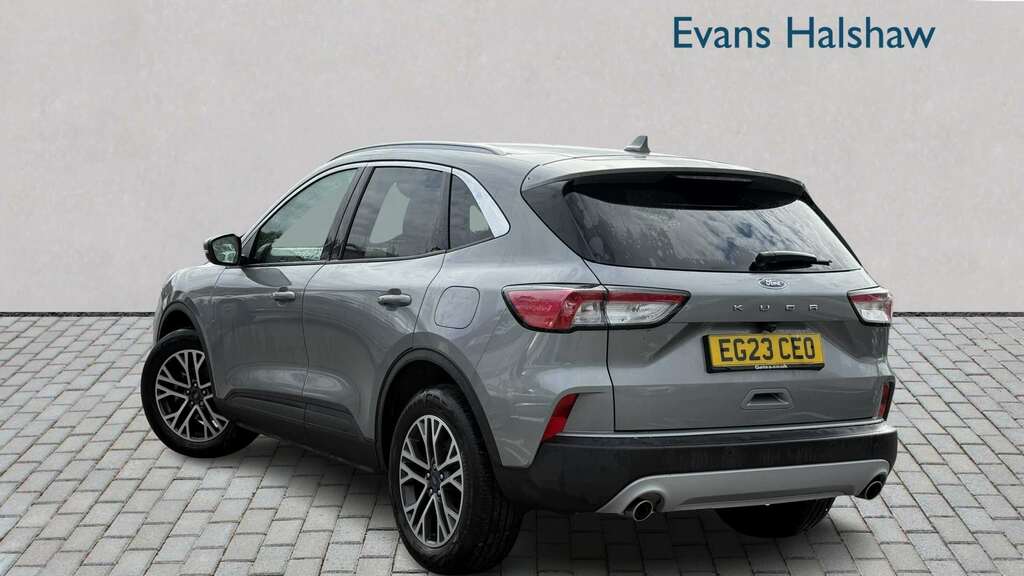 Ford Kuga 1.5 Ecoboost 150 Titanium Edition 2023 Silver #2