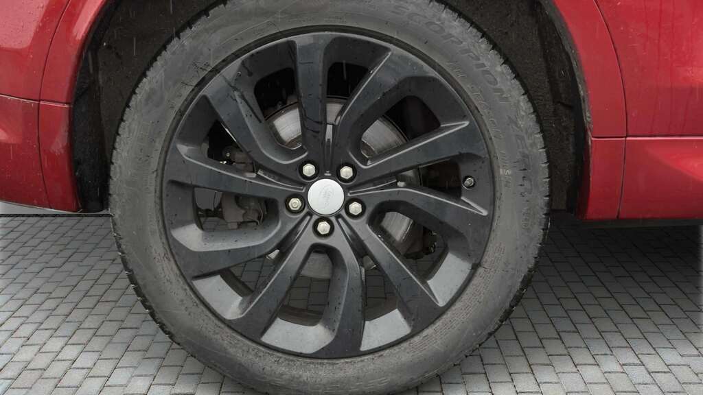 Land Rover Discovery Sport 2.0 D180 R-dynamic Hse 2020 Red #6
