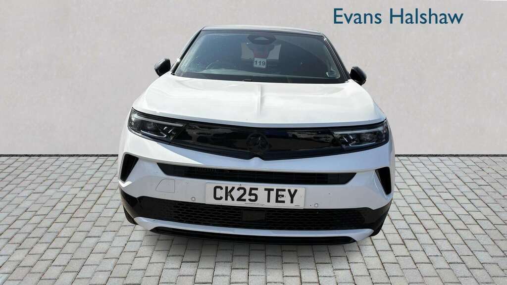 Vauxhall Mokka 1.2 Turbo 136 Ultimate 2025 White #2