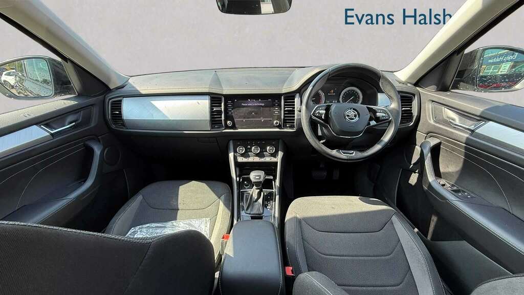 Skoda Kodiaq 1.5 Tsi Sport Line Dsg 7 Seat White #7