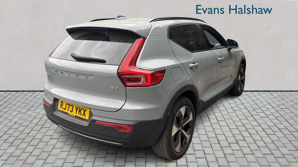 Volvo XC40 2.0 B4p Ultimate Dark 2023 Grey #4