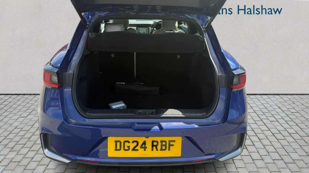 Lexus LBX 1.5 Premium Plus E-cvt 2024 Blue #5