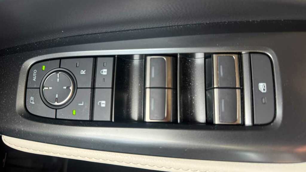 Lexus LBX 1.5 Vvt-ie Takumi Suv Hybrid E-cvt Euro White #12