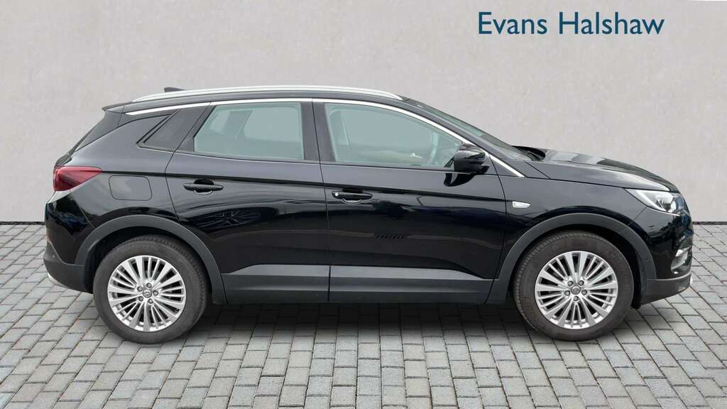 Vauxhall Grandland X 1.5 Turbo D Tech Line Nav 2019 Black #3