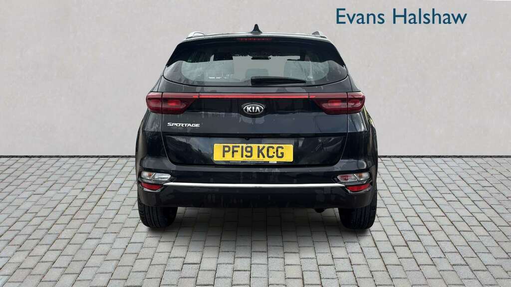 Kia Sportage 1.6 Gdi Isg 2 2019 Black #2