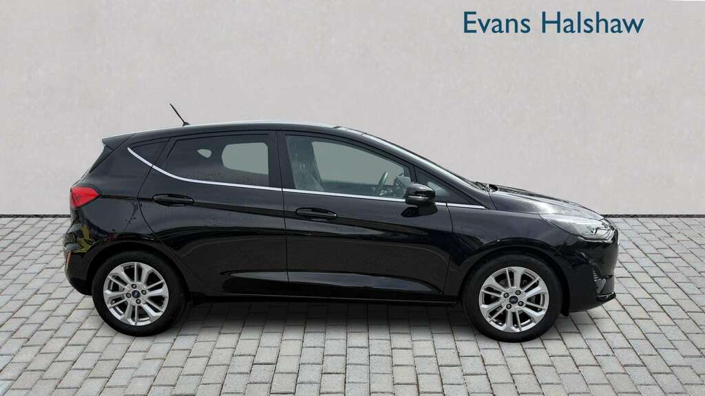 Ford Fiesta 1.0 Ecoboost Titanium 2023 Black #3